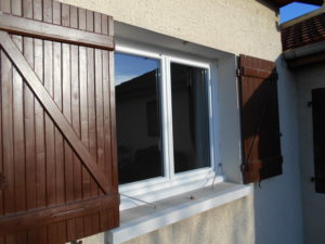 d-exterieur-fenetre-pvc-menuiserie-lapendry-loire