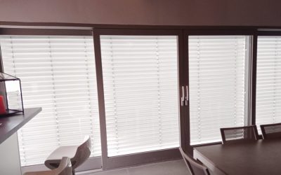 Brises soleil pour gérer chaleur et luminosité