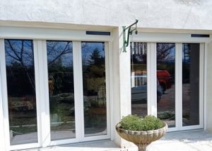 apendry menuiserie(42) pose des volets roulants solaires sur mesure