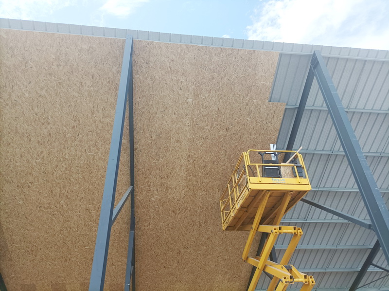 lapendry menuiserie a posé pour JDM expert 1200m² d'OSB lors de la construction d'un séchoir éco énergie responsable