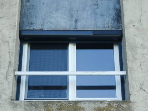 l'entreprise Lapendry menuiserie a installé 2 volets roulants solaires dans la Loire